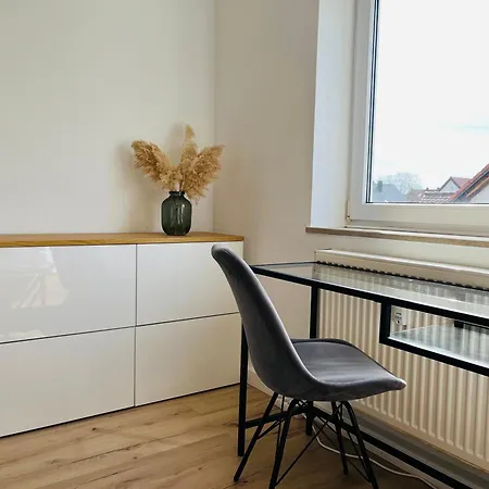 Cozy Two Bedroom In Daire *